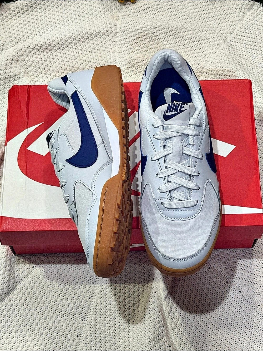 Nike Terra Manta Sneakers White & Blue US 9.5 NWT